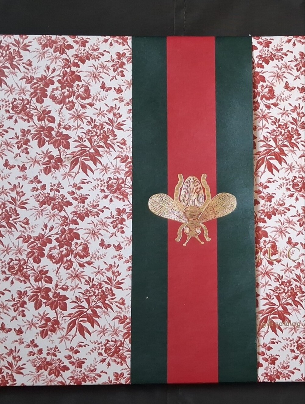 Luxurious Gucci 2015 Gift Catalogue Excellent Condition